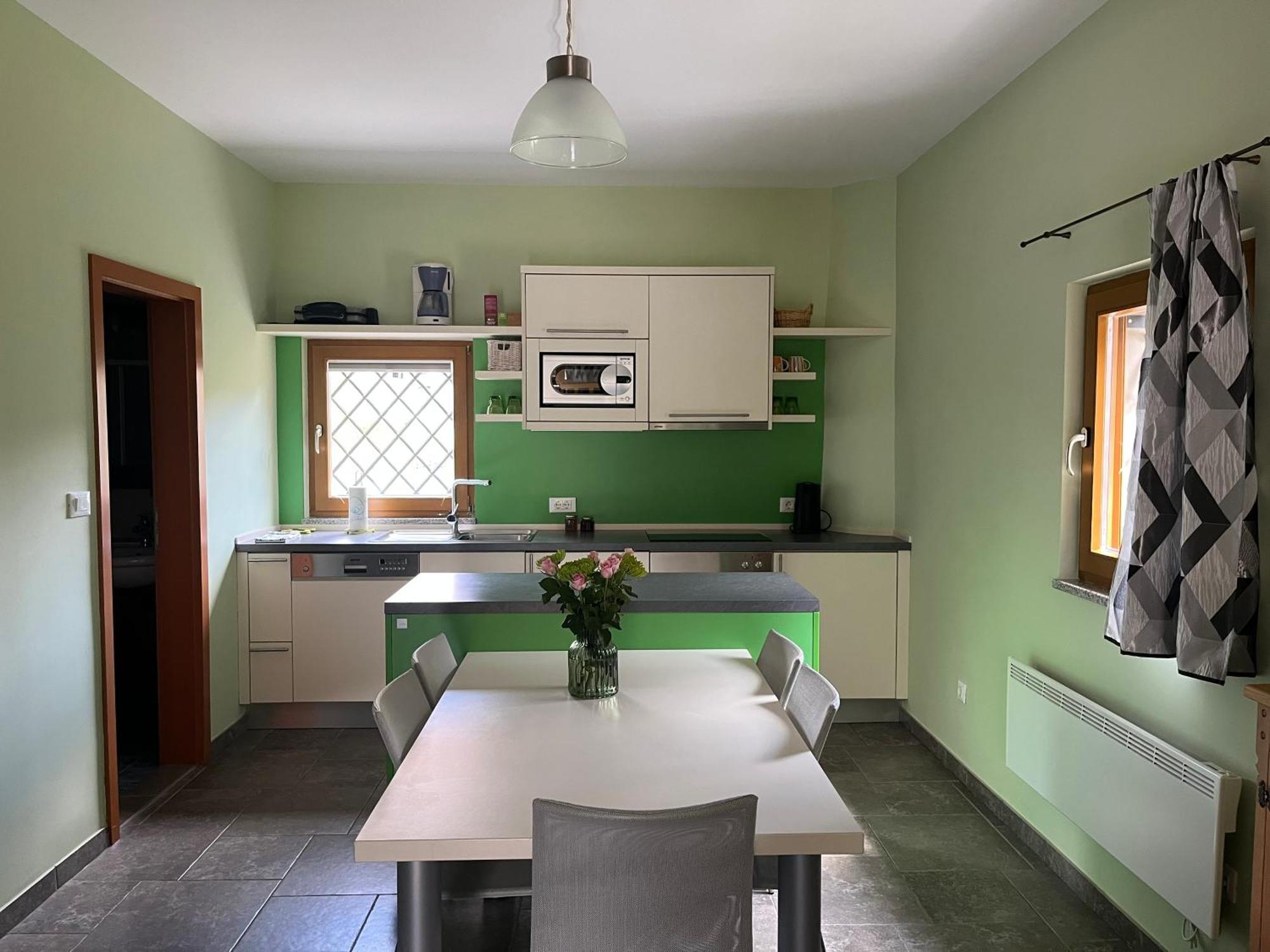 Pocitniska Hisa Pri Kustrcu Apartamento Grahovo ob Baci Exterior foto