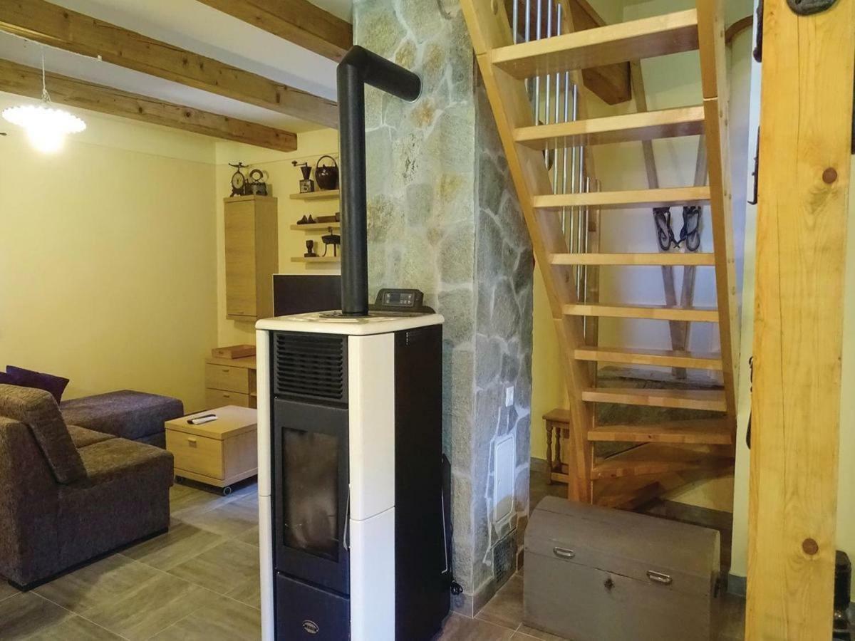 Pocitniska Hisa Pri Kustrcu Apartamento Grahovo ob Baci Exterior foto